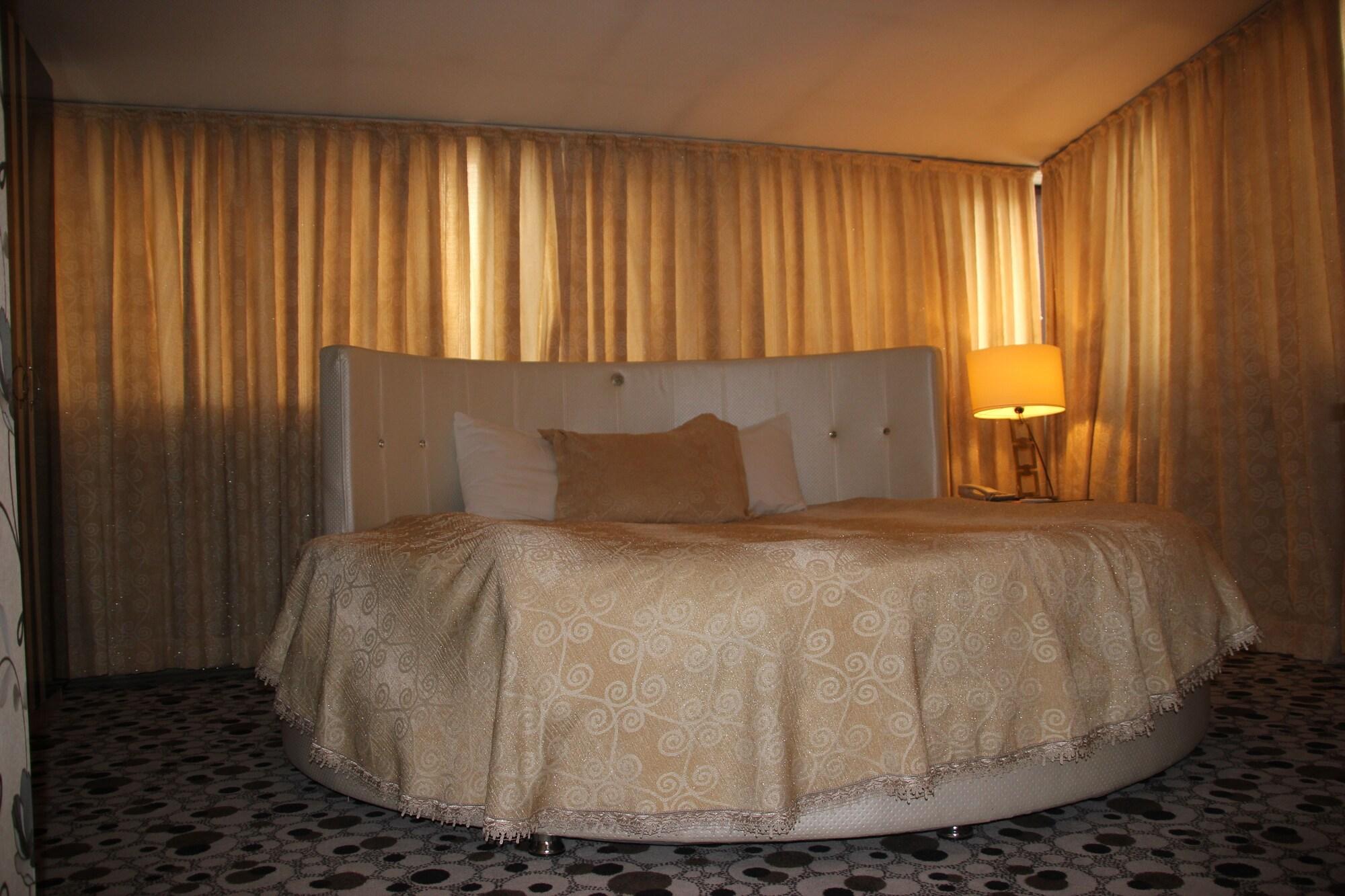 Ankara Risiss Hotel ภายนอก รูปภาพ