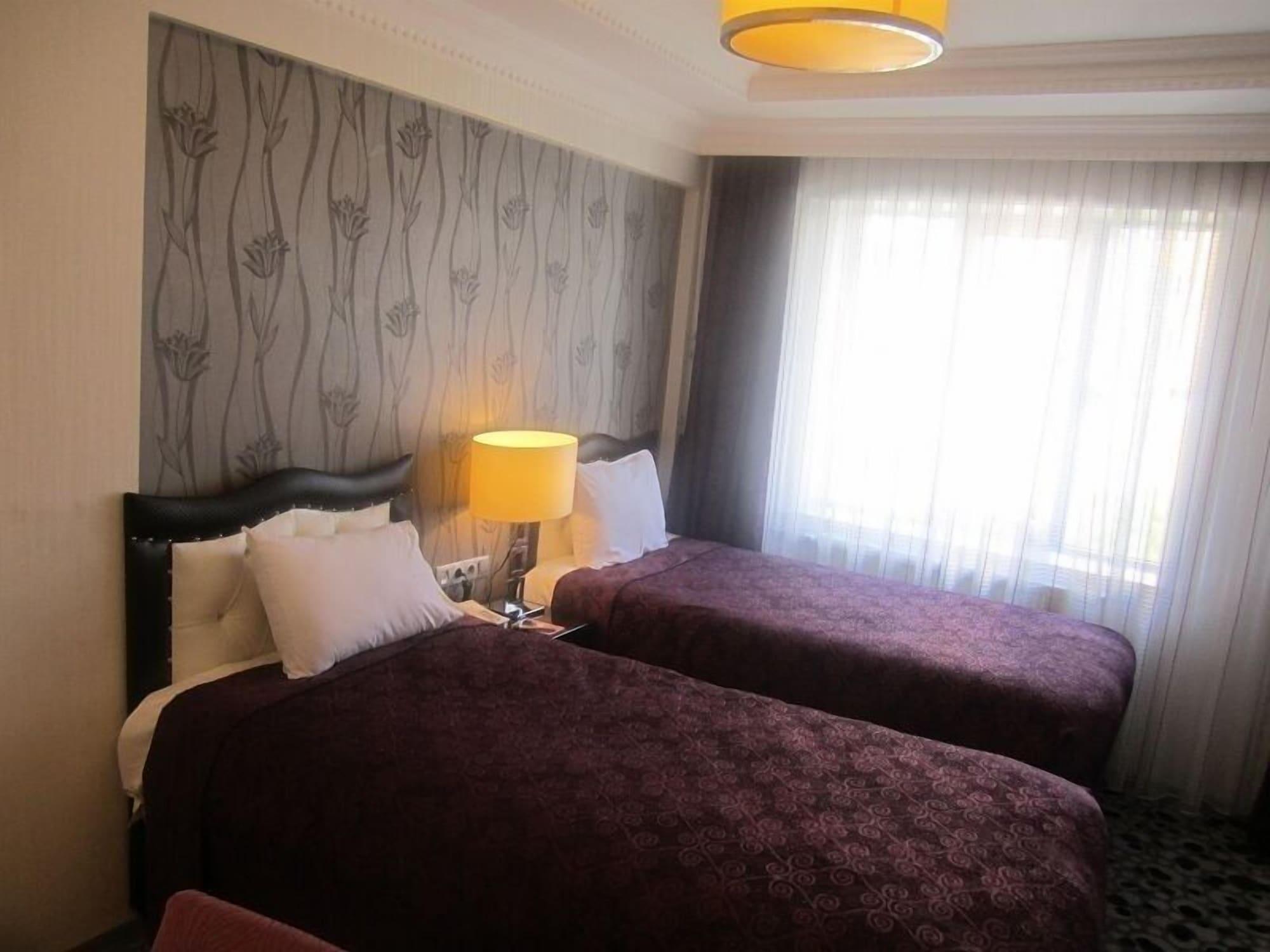 Ankara Risiss Hotel ภายนอก รูปภาพ