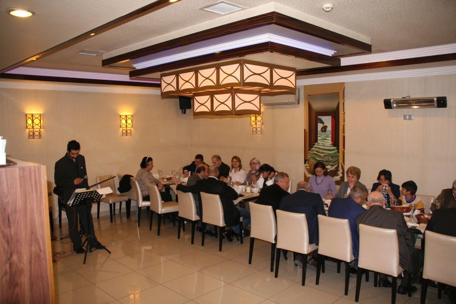 Ankara Risiss Hotel ภายนอก รูปภาพ