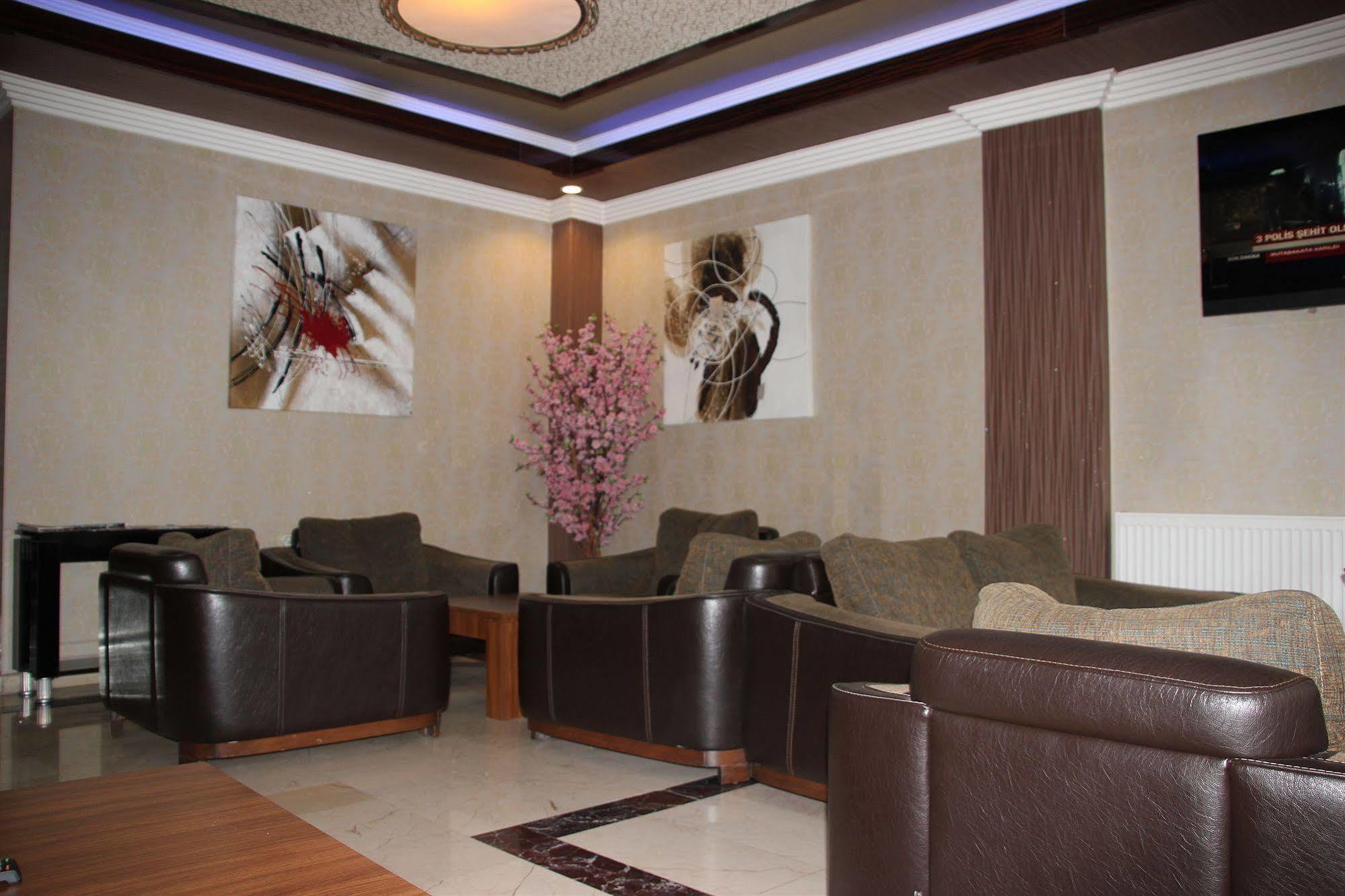 Ankara Risiss Hotel ภายนอก รูปภาพ